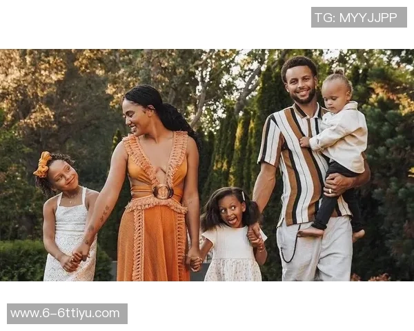 夸梅:库嫂应珍惜库里真爱而非追求外在不满 夸梅:库嫂应珍惜库里真爱而非追求外在不满